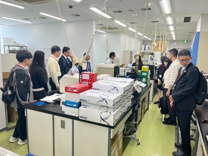 參觀九州齒科大學圖片