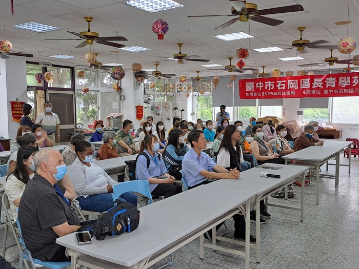 杜蘭大學師生及社區居民聆聽