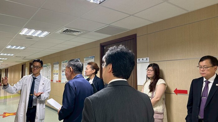 黃昭硯醫師導覽簡介臨床技能訓練中心設施圖片