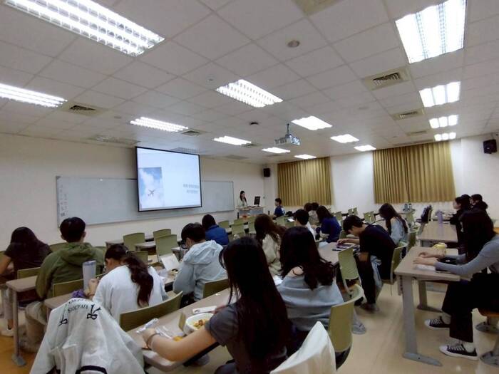 🌈【65週年校慶】✈國際移動系列講座-2025海外交換生研修心得分享座談會✈圖片