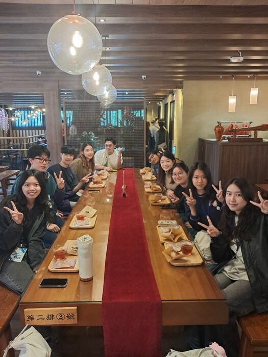 3月12日日月潭一日遊(日本新潟醫療福祉大學營養系1師2生,泰國朱拉隆功大學 2師４生,日本千葉科學大學醫技系3師2生)圖片