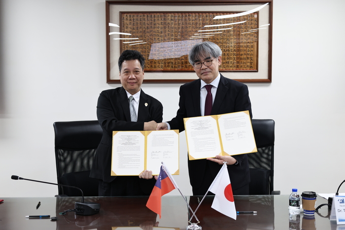 🤝【國際交流】2026年1月22日醫學院與日本國立富山大學簽署MOU合作交流協議圖片