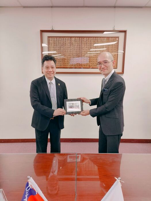 🤝【國際交流】2026年1月22日醫學院與日本國立富山大學簽署MOU合作交流協議圖片