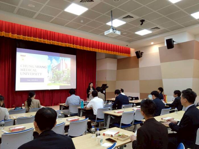 【國際交流】2025年9月14-16日_日本九州齒科大學來訪研討會暨研究所招生活動圖片